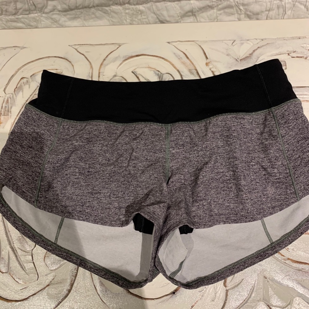⭐️LULU LEMON SHORTS⭐️